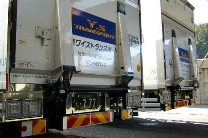 ６tゲート車